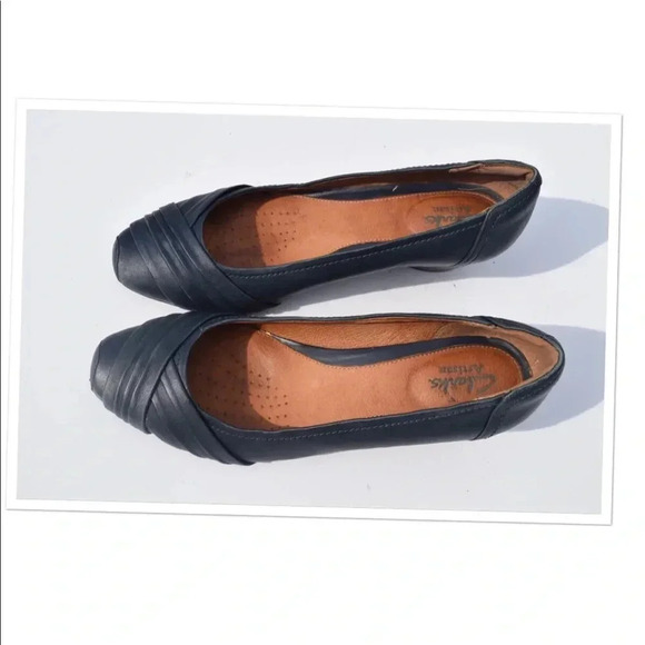 Clarks low wedges - Picture 2 of 8